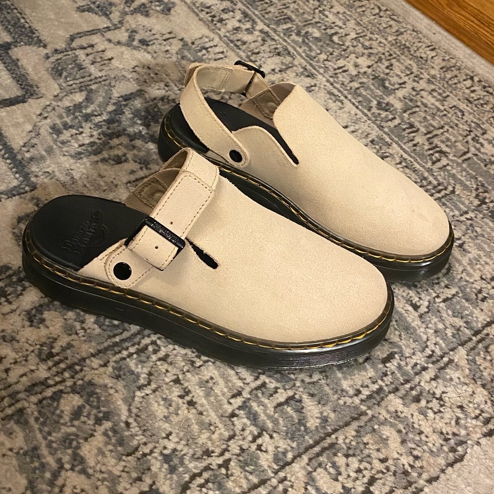 Dr. Marten Carlson Clogs